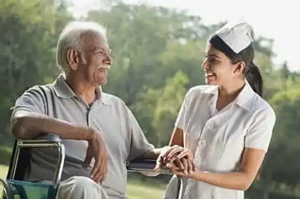 patient with lady nurse